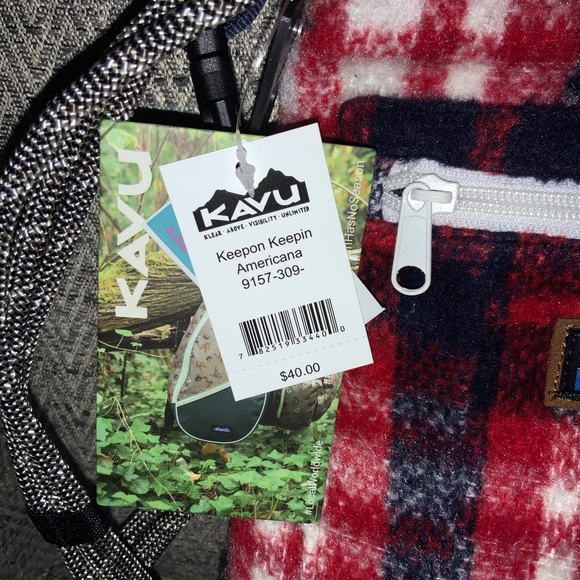 Last 1! NEW Kavu Plaid Crossbody In Americana - Picture 6 of 8